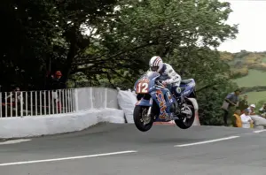 Phillip McCallen flies Ballaugh Bridge: 1996 Production TT