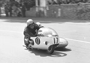 Images Dated 24th December 2021: Pip Harris & Ray Campbell (BMW) 1967 Sidecar TT