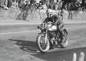Images Dated 1st August 2016: Rally Dean (Norton) 1952 Junior TT