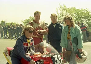 Images Dated 6th January 2022: Ralph Sutcliffe (Kelly Yamaha) 1987 Formula 2 TT