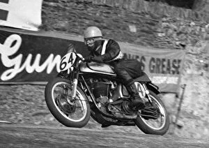 Images Dated 7th January 2021: Ralph Whitehouse (Norton) 1957 Senior Manx Grand Prix