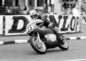 Randall Cowell (Aermacchi) 1966 Junior Manx Grand Prix