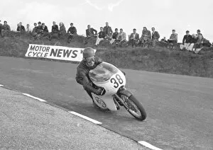 Images Dated 24th February 2022: Ray Ashcroft (Yamaha) 1965 Lightweight Manx Grand Prix