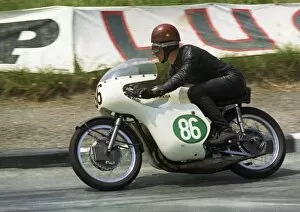 Images Dated 24th July 2016: Ray Ashcroft (Yamaha) 1970 Lightweight TT