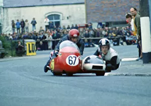 Images Dated 12th October 2018: Ray Bell & Gordon Russell (Konig) 1974 750sc TT