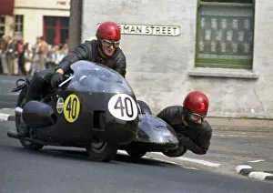 Images Dated 26th August 2020: Ray Bell & J Wetherell (BMW) 1970 750 Sidecar TT