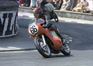 Images Dated 25th April 2021: Ray Breingan (Yamaha) 1969 Lightweight TT