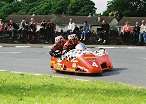Ray Hanks & Dave Wells (Molyneux Rose Honda) 2004 Sidecar TT