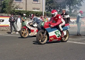 Images Dated 29th February 2020: Ray Haynes (Yamaha) & Dave Moffitt (Yamaha) 1987 Lightweight Manx Grand Prix