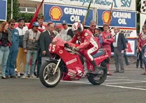 Images Dated 20th June 2021: Ray Knight (Suzuki) 1988 Production A TT