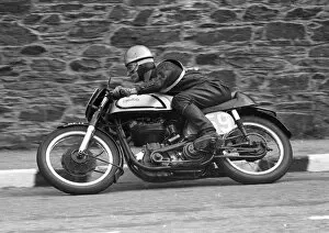 Images Dated 27th September 2020: Ray Travers (Norton) 1955 Junior TT