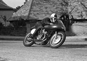 Images Dated 25th September 2020: Reg Armstrong (Gilera) 1955 Senior TT
