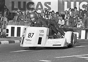 Reg Spooncer & John Herbert (Norton) 1973 750 Sidecar TT