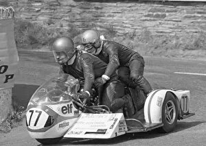 Images Dated 17th June 2022: Reg Spooncer & John Herbert (Norton) 1975 1000 Sidecar TT