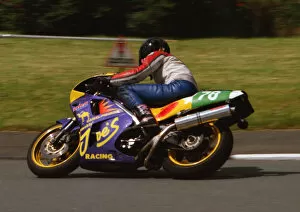 Images Dated 21st May 2018: Rich Hawkins (Yamaha) 1999 Lightweight 400 TT