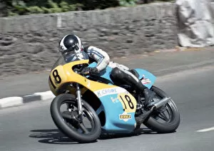 Images Dated 11th December 2019: Richard Coates (Yamaha) 1985 Senior TT