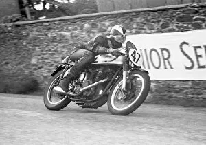 Images Dated 24th December 2021: Richard Harding (Norton) 1956 Junior TT