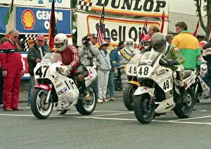 Images Dated 30th May 2022: Richard Rose (Suzuki) and Rob Haynes (Kawasaki) 1988 Formula One TT