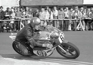 Images Dated 15th May 2020: Richard Swallow (Maxton Yamaha) 1977 Lightweight Manx Grand Prix