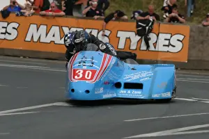 Rob Handcock & Mike Aylott (Shelbourne Honda) 2010 Sidecar A TT