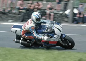 Images Dated 31st May 2020: Rob Holden (Yamaha) 1992 Formula One TT