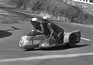 Images Dated 18th February 2021: Rob Williamson & Jack McPherson (BMW) 1973 500 Sidecar TT