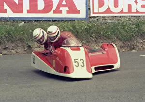 Images Dated 16th March 2021: Robert Corkill & Paul Magee (Ireson Yamaha) 1986 Sidecar TT