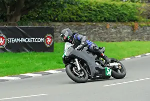 Robert Docker (Suzuki) 2015 Super Twin Manx Grand Prix