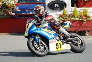 2010 Senior Manx Grand Prix Collection: Robert Gordon (Honda) 2010 Senior Manx Grand Prix