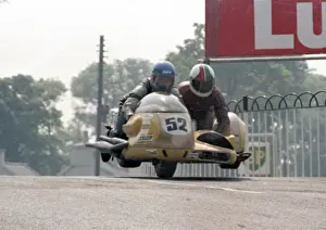 Robert Mullen & Martin Murphy (Barton Suzuki) 1978 Sidecar TT