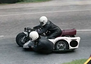 Robert Philpott & Michael Buxton (Laverda) 1978 Sidecar TT