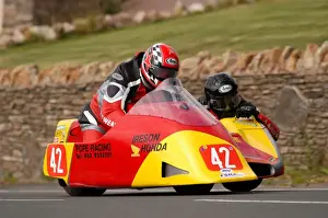 Robert Verrier & Ian Conn (Ireson Honda) 2004 Sidecar TT
