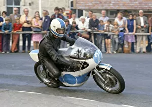 Images Dated 23rd January 2021: Robin Buxton (Yamaha) 1975 Junior Manx Grand Prix