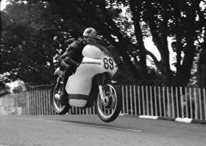 Images Dated 31st December 2018: Robin Dawson (Matchless) 1962 Senior Manx Grand Prix