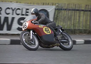 1970 Senior Tt Collection: Robin Duffty (Norton) at Cruicksjanks 1970 Senior TT