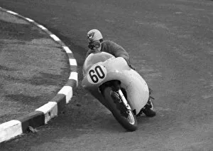 Images Dated 20th December 2019: Robin Lister (Matchless) 1962 Senior Manx Grand Prix