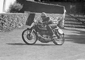 Robin Sherry (Matchless) 1951 Senior Manx Grand Prix
