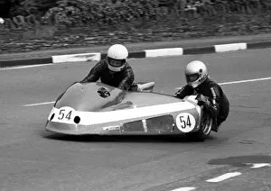Rod Bellas & Geoff Knight (Suzuki) 1985 Sidecar TT