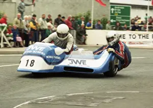 Rod Bellas & Geoff Knight (Yamaha) 1989 Sidecar TT
