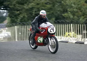 Images Dated 16th October 2019: Rod Cull (Aermacchi) 1968 Lightweight Manx Grand Prix