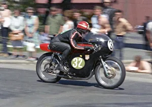 Rod Gould (Yamaha) 1968 Lightweight TT