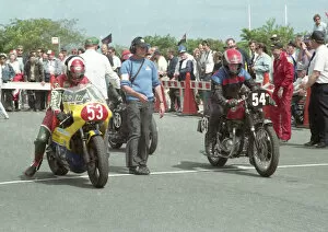 Images Dated 27th March 2022: Roger Cope (P&M Kawasaki, 53) and Sam Duncan (BSA) 1993 Classic Lap