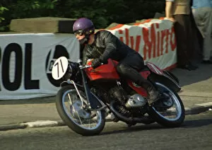 Images Dated 22nd October 2018: Roger Corbett (Cotton) 1970 Production TT