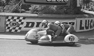 Roger Dutton & Tony Wright (BMW) 1975 500cc Sidecar TT