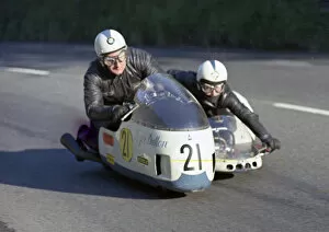 Images Dated 7th October 2020: Roger Dutton & Tony Wright (Triumph) 1973 750 Sidecar TT TT