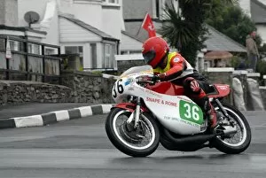 Images Dated 12th July 2007: Roger Hurst (Suzuki) 2007 Southern 100