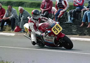 Images Dated 21st August 2021: Roger Marchant (Suzuki) 1986 Senior TT