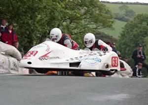 Roger Stockton & Pete Alton (Shelbourne Honda) 2000 Sidecar TT