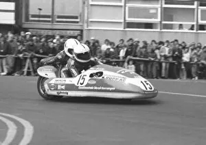 Images Dated 27th January 2022: Rolf Biland & Kenny Williams (Yamaha) 1977 Sidecar TT