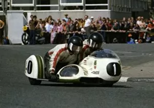 Images Dated 11th March 2018: Rolf Steinhausen & Josef Huber (Busch Konig) 1976 500 Sidecar TT